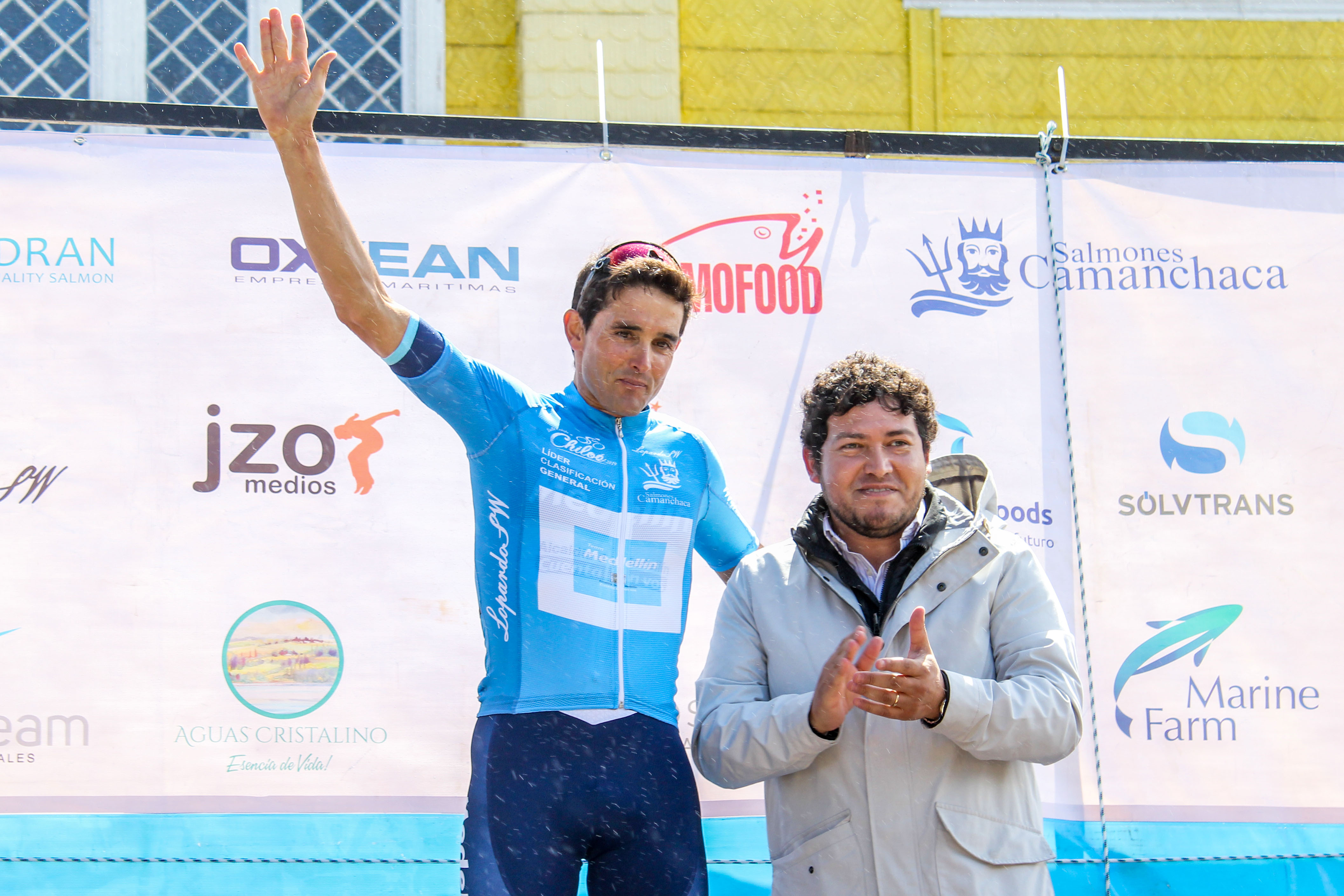 Óscar Sevilla gana prólogo de la Vuelta a Chiloé