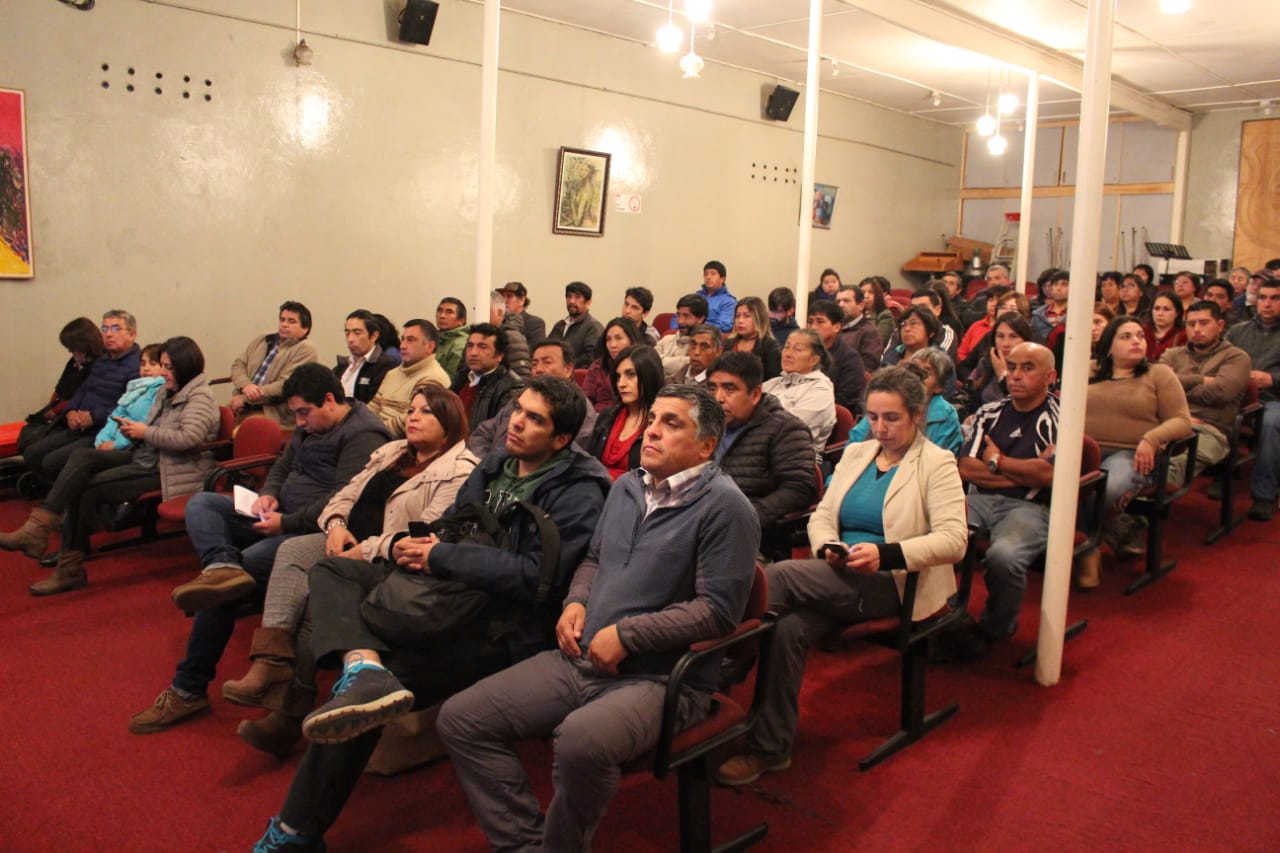 Vecinos de Chonchi dan ultimátum por situación del vertedero industrial de Dicham.