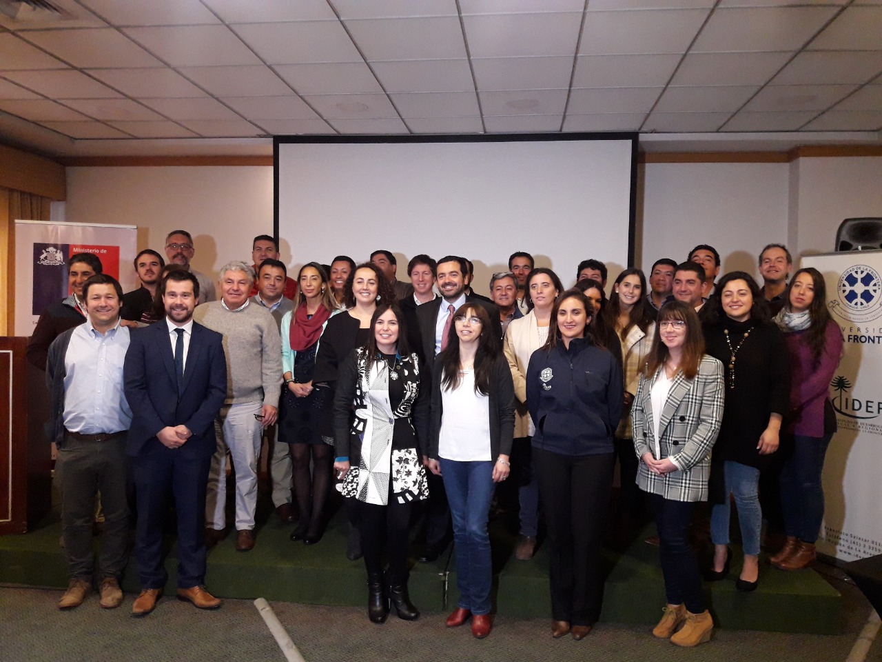 SalmonChile y empresas participan en capacitación en derecho indígena