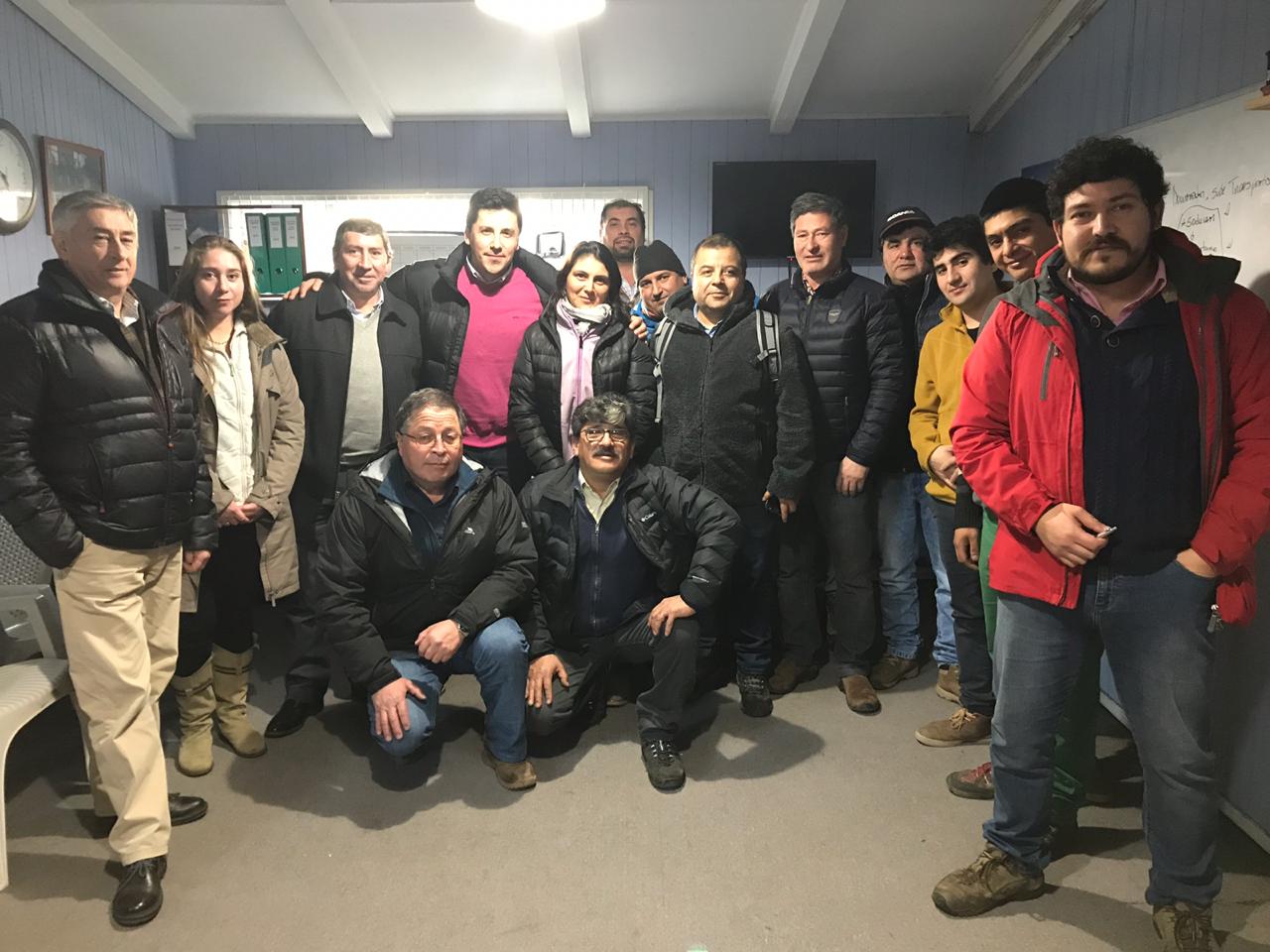 Positiva sensación dejó reunión de coordinación entre el Seremi del Trabajo, conductores y el gremio de camioneros en Castro
