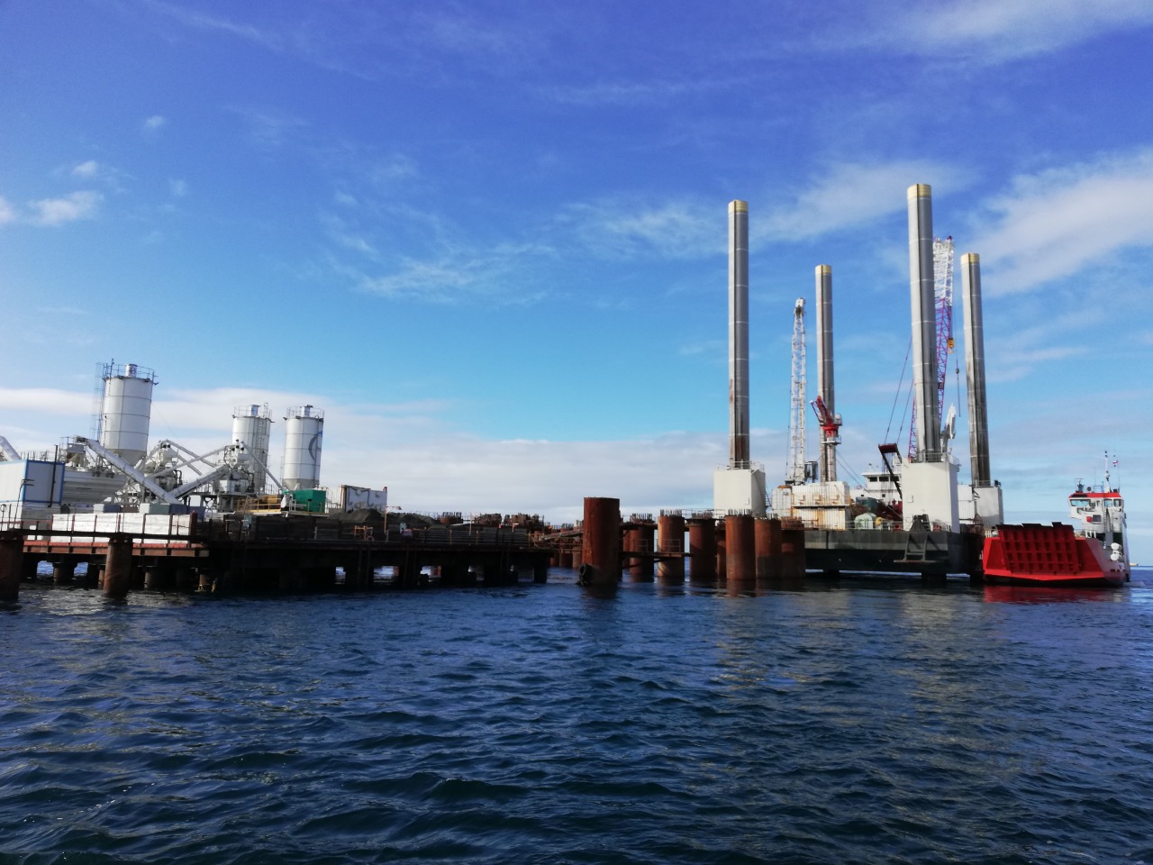 OAS sale formalmente del consorcio Puente Chacao