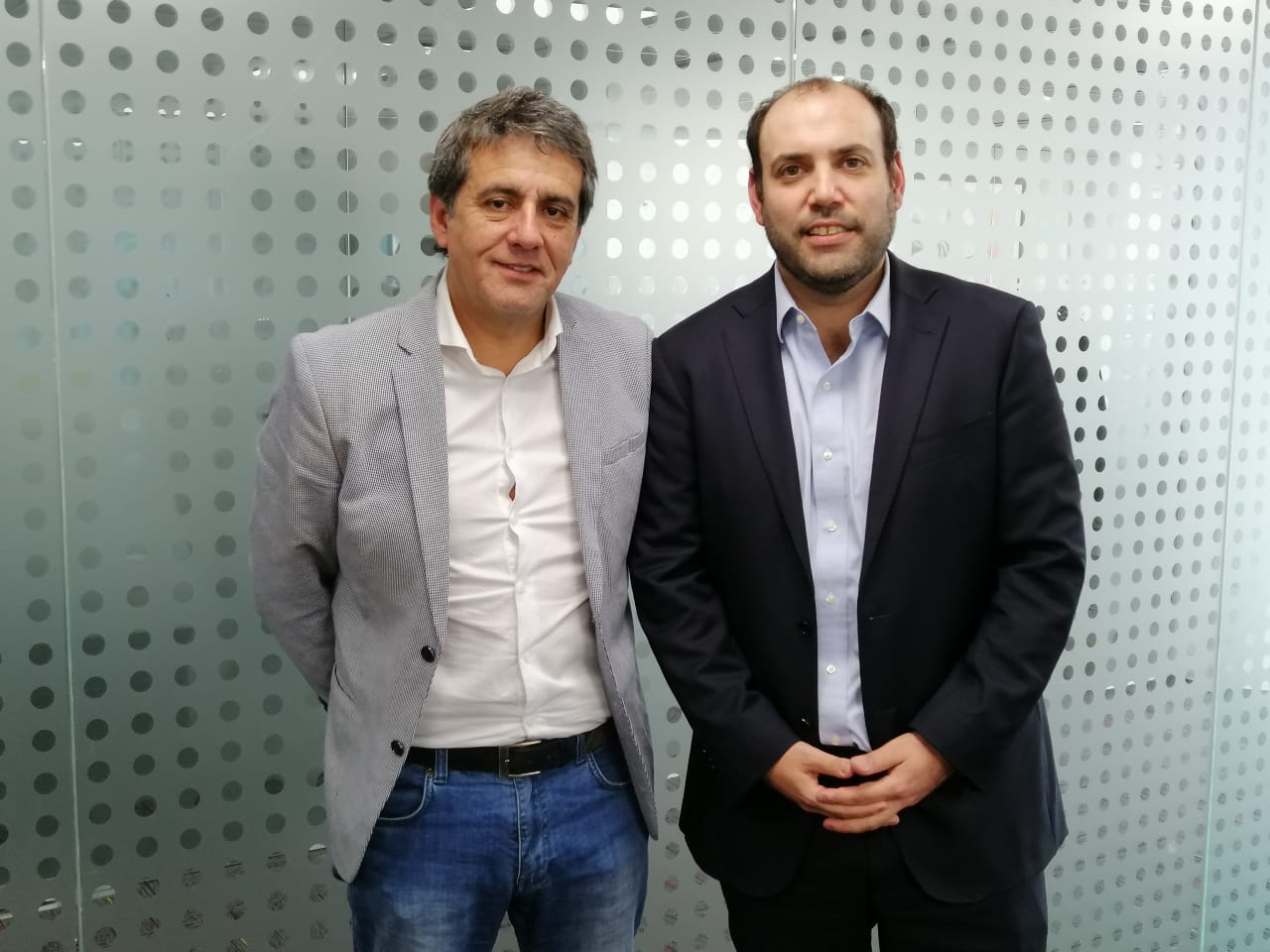 Diputado Santana se reunió con subsecretario de Economía para revertir restricción horaria de cajeros en Castro