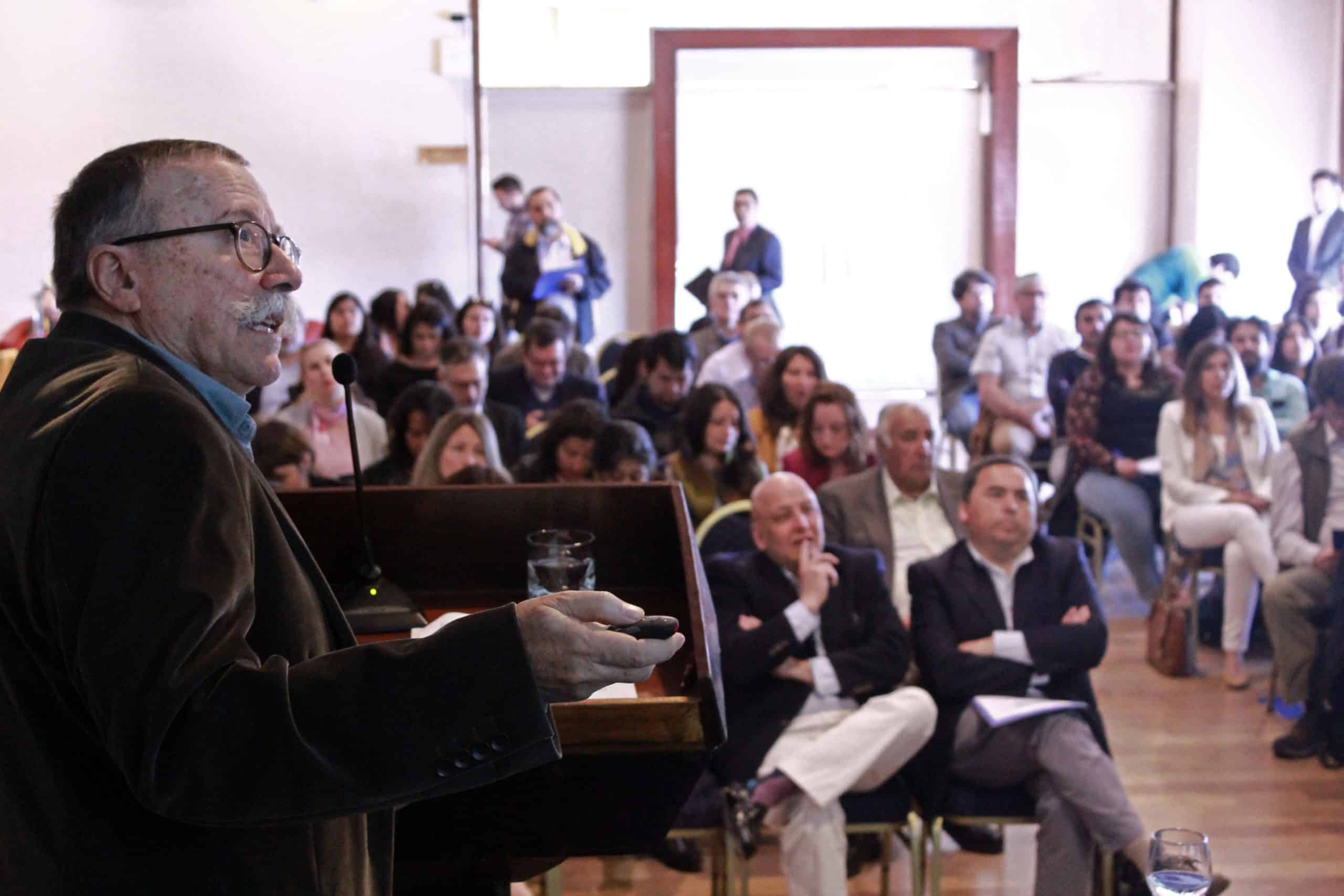 «80% de la población de Los Lagos desconoce el proceso de elección de gobernadores»