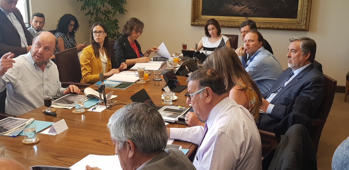 Quinteros por Puente Chacao: “Si hay controversias deben ser resueltas por tribunales”