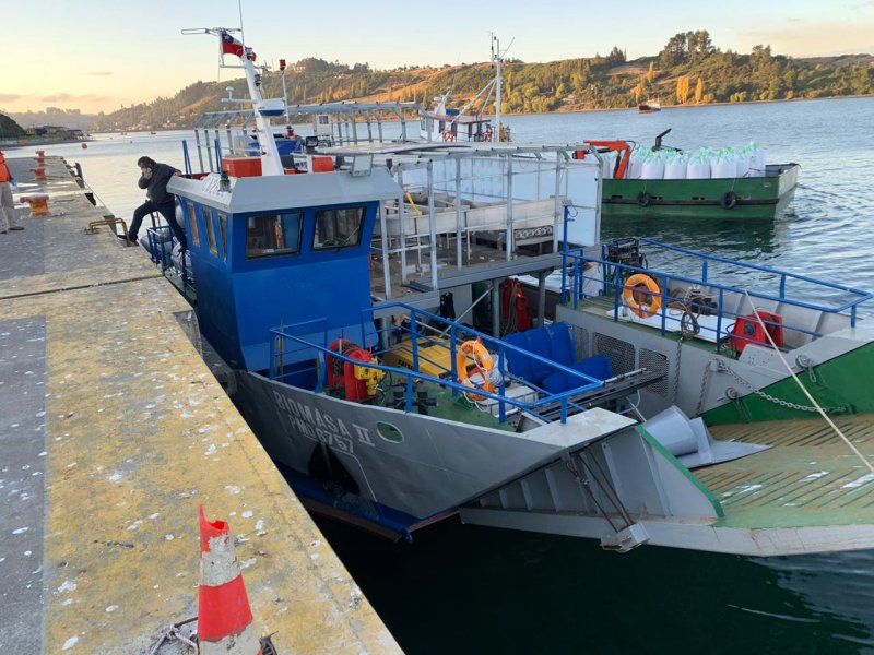 Armada denunció que barcaza pretendía salir sin autorización de Chiloé