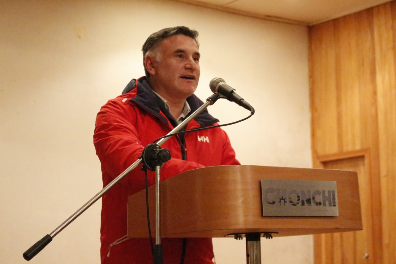 Alcalde confirma postergación de clases presenciales en Chonchi