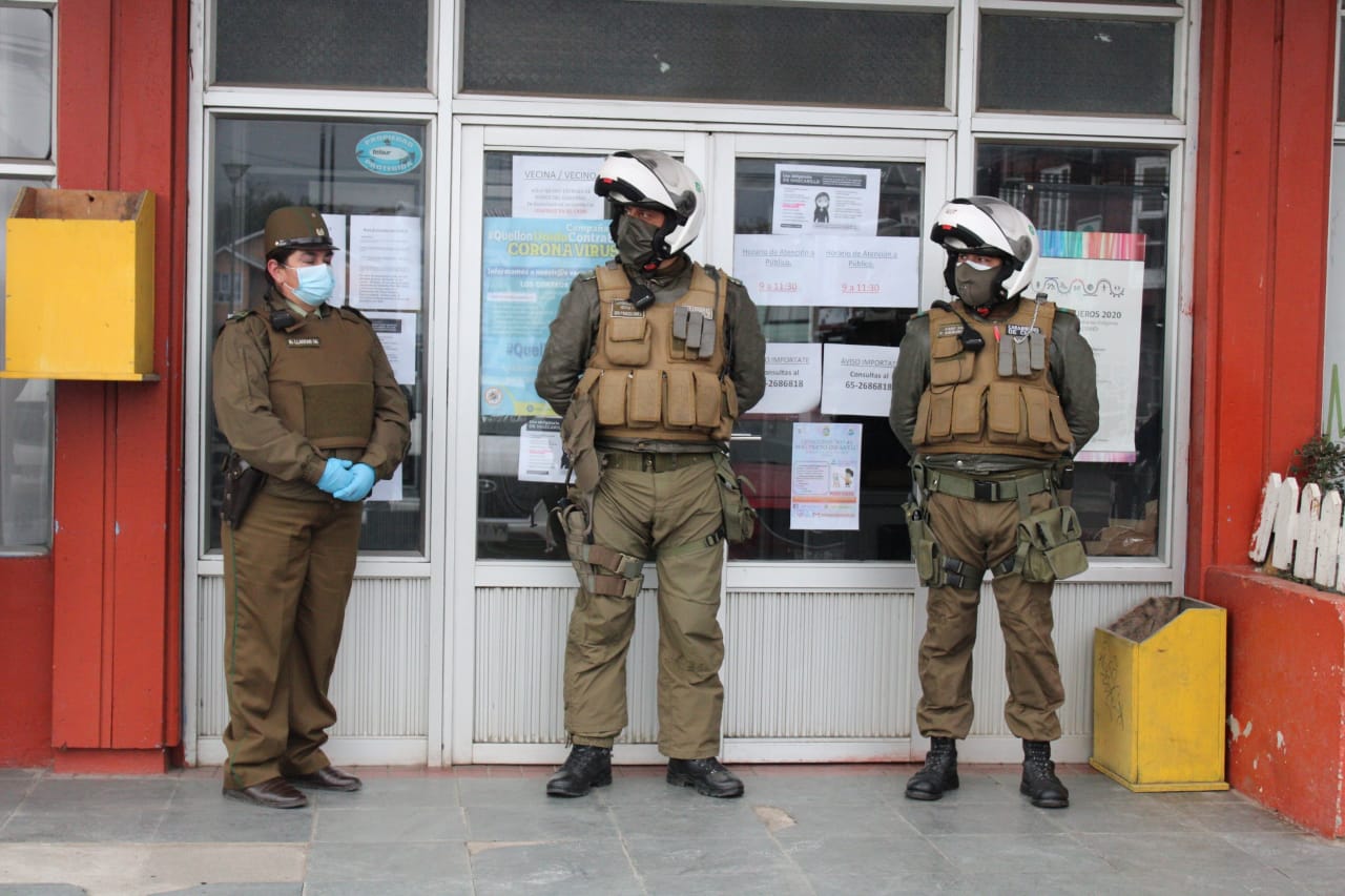 Investigan dos fiestas clandestinas detectadas en Quellón