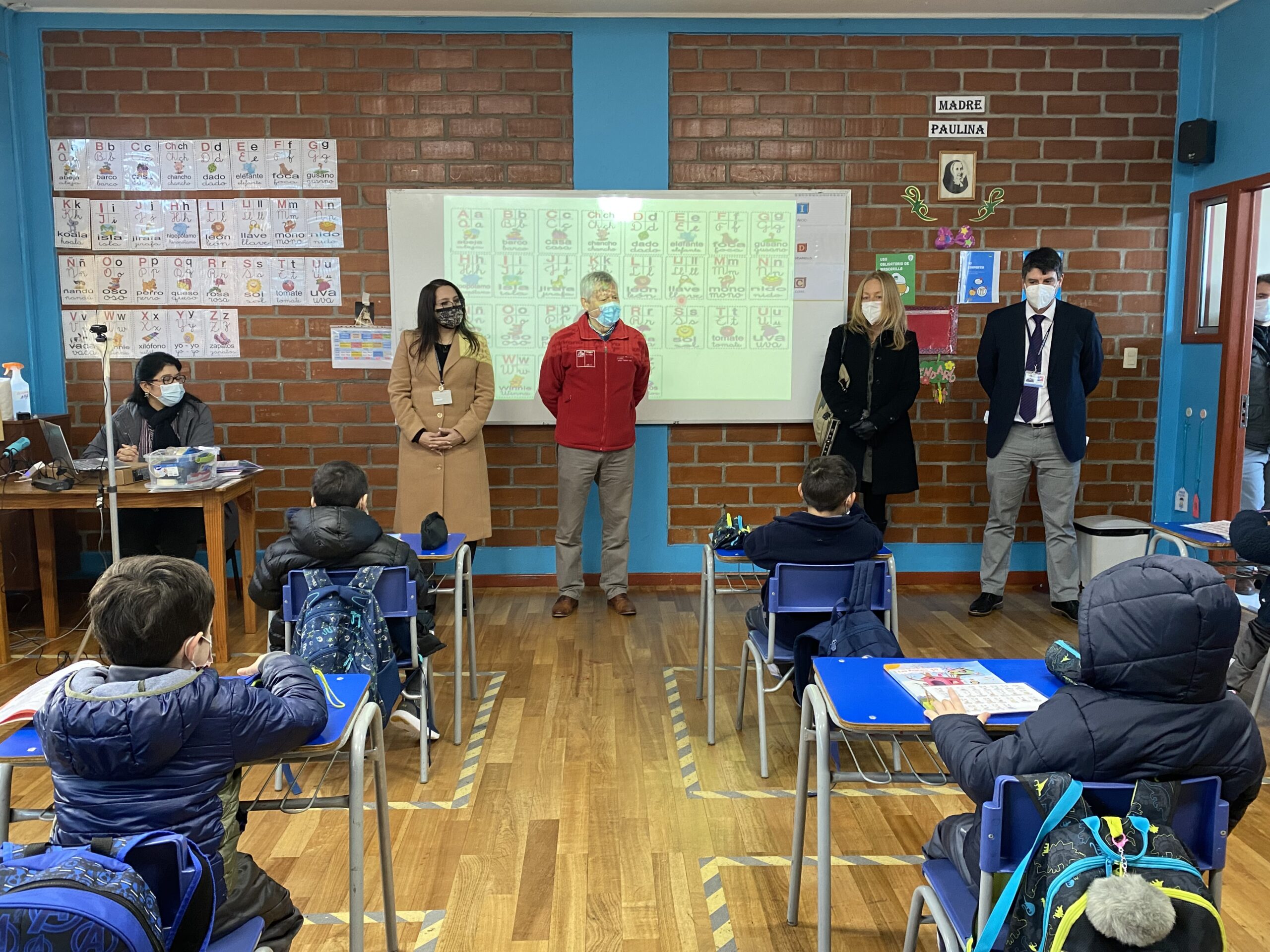 Cerca de 900 establecimientos educacionales retornaron a clases presenciales en Los Lagos