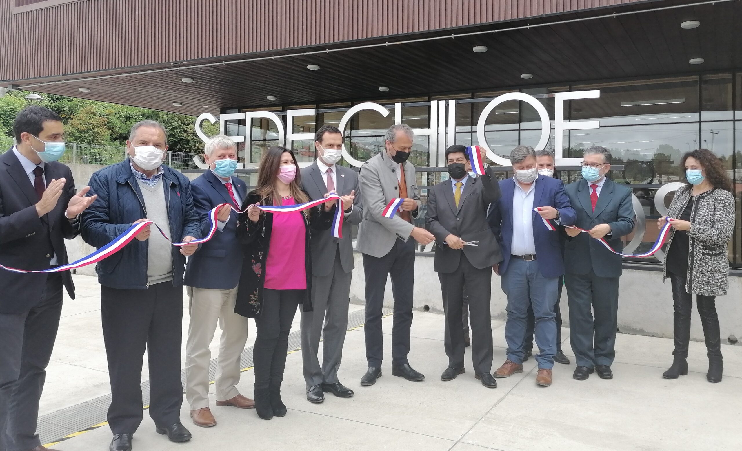 ULagos inaugura su moderna sede en Castro