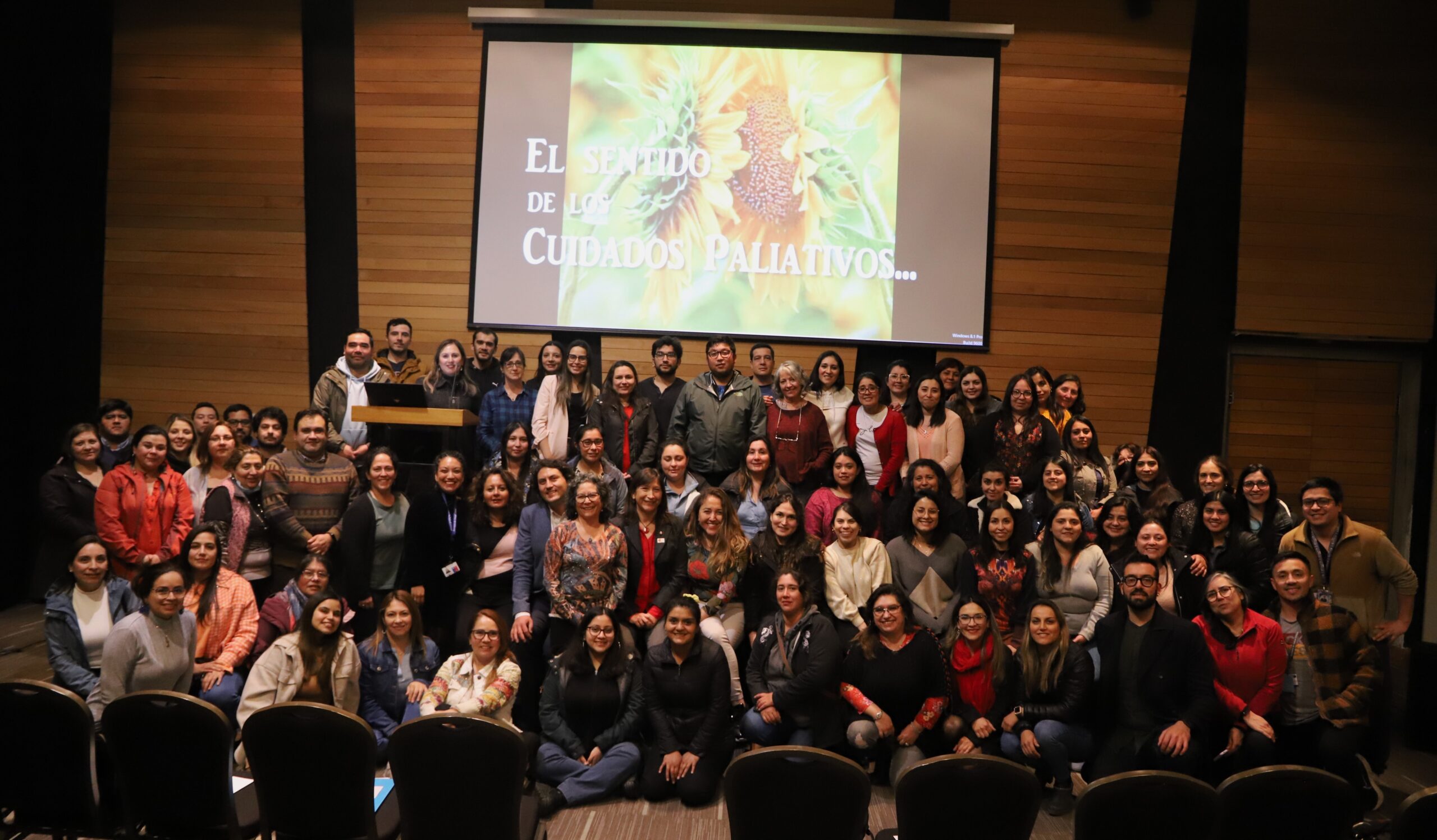 Profesionales de toda la Red Asistencial de Chiloé se reúnen en jornada provincial de Cuidados Paliativos