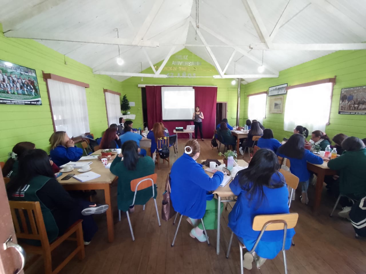 Académicos ULagos encabezan proyecto de intervención para trabajadores y apoderados de JUNJI en la provincia de Chiloé