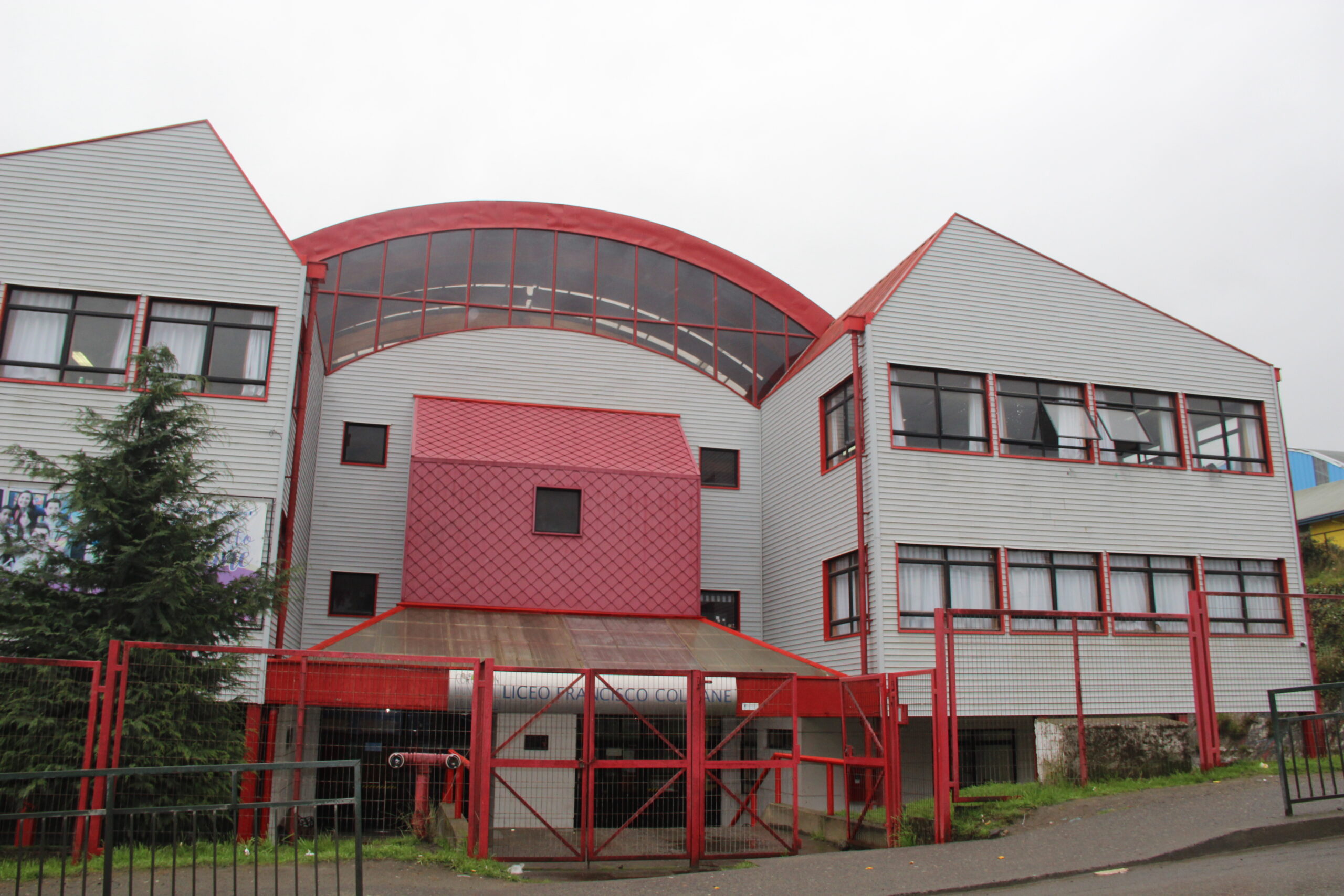 Realizarán obras de conservación en Liceo Francisco Coloane