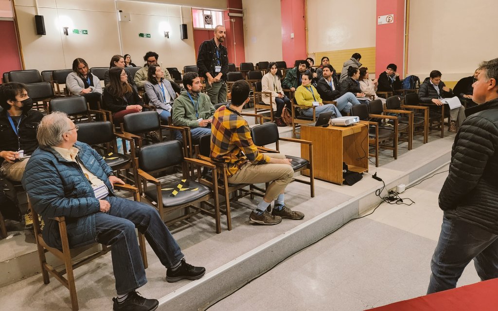 Capacitan a médicos de recintos de Salud de la Provincia