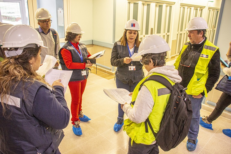 Puesta en Marcha Hospital Quellón: Autoridad Sanitaria realiza visita nuevo recinto