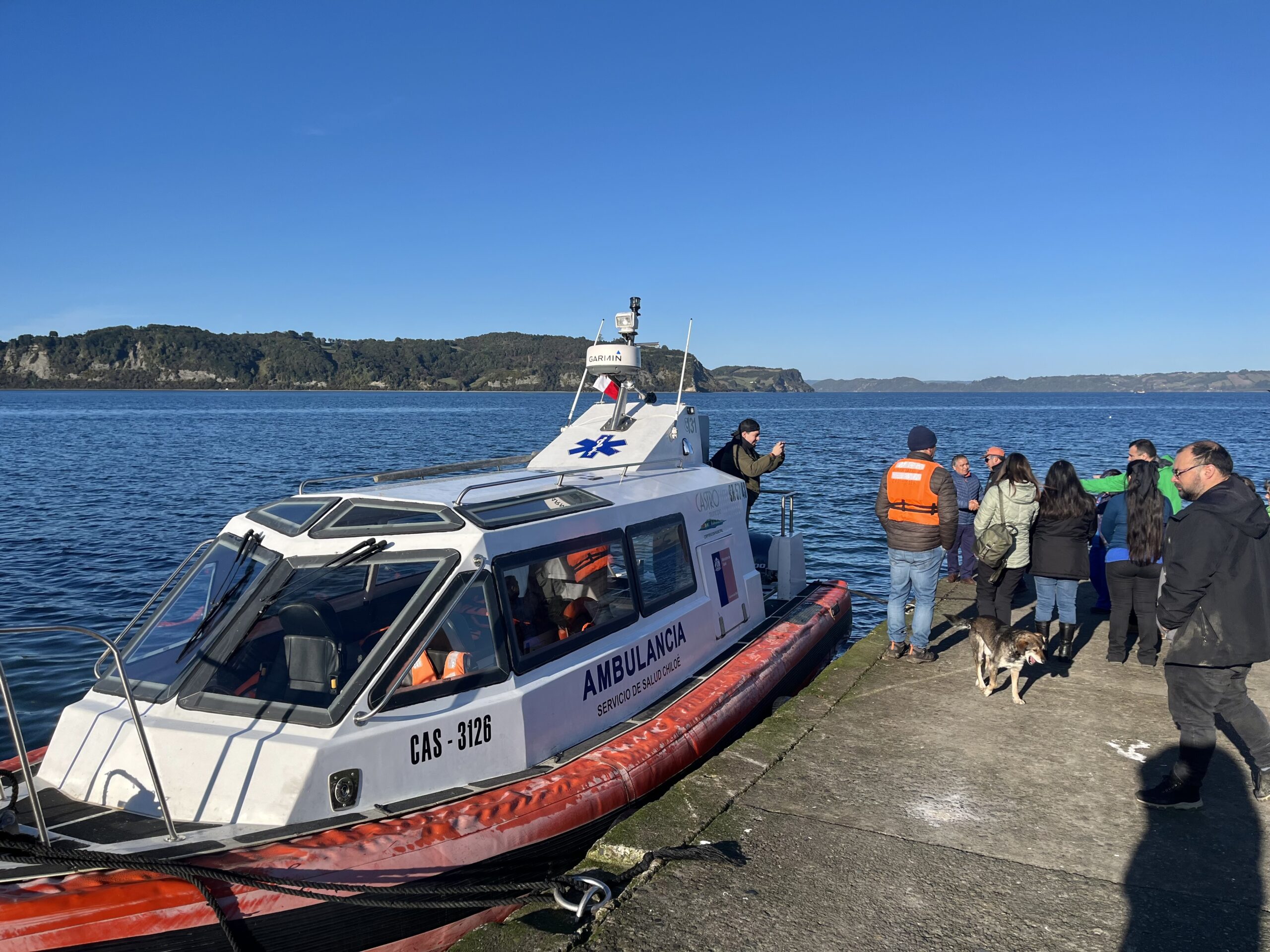 Ambulancha Libertad II retorna a sus atenciones en Islas Chelín y Quehui