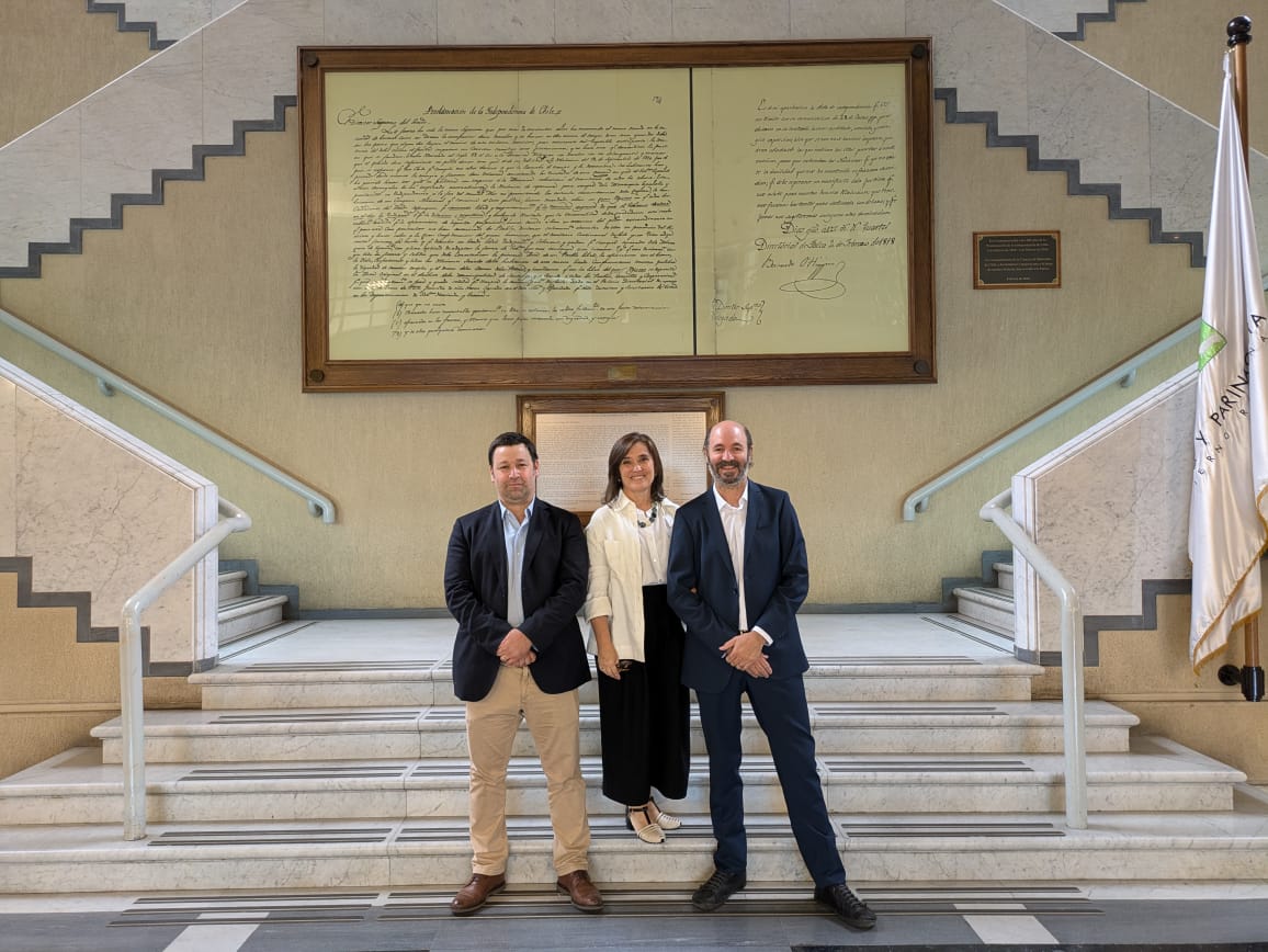 SalmonChile expone en el Senado resultados de los Diálogos para la Salmonicultura del Futuro y sobre desafíos regulatorios