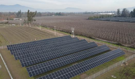 Quinchao y Curaco de Vélez se adjudican proyectos del programa Parque Solar Comunitario