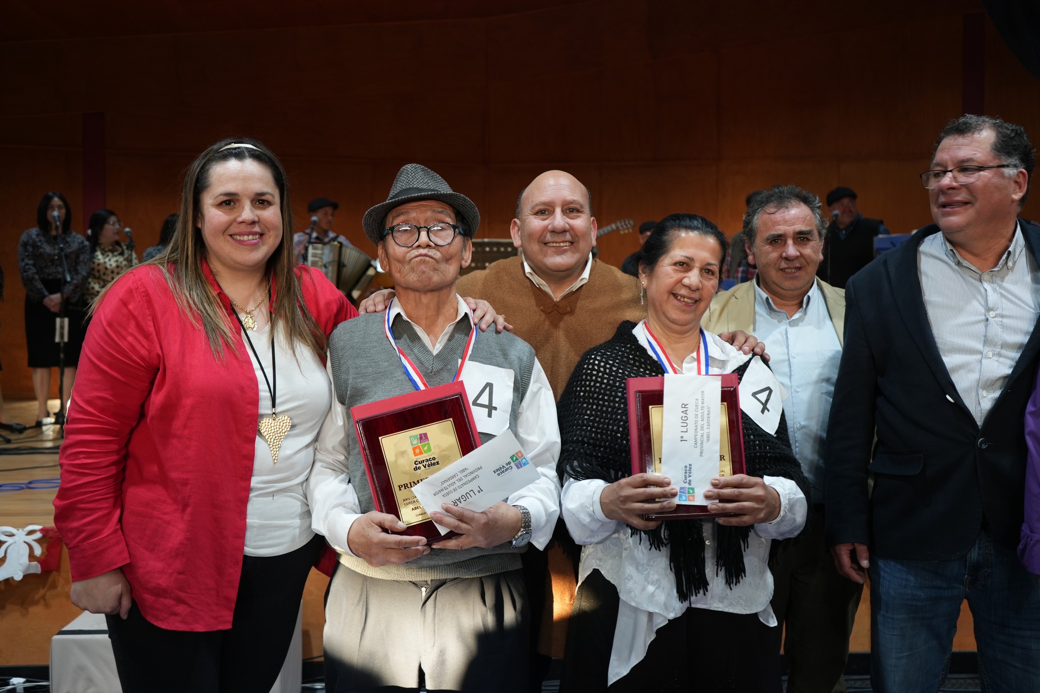 Curaco de Vélez se quedó con el primer lugar del Campeonato Provincial de Cueca Chilota del Adulto Mayor