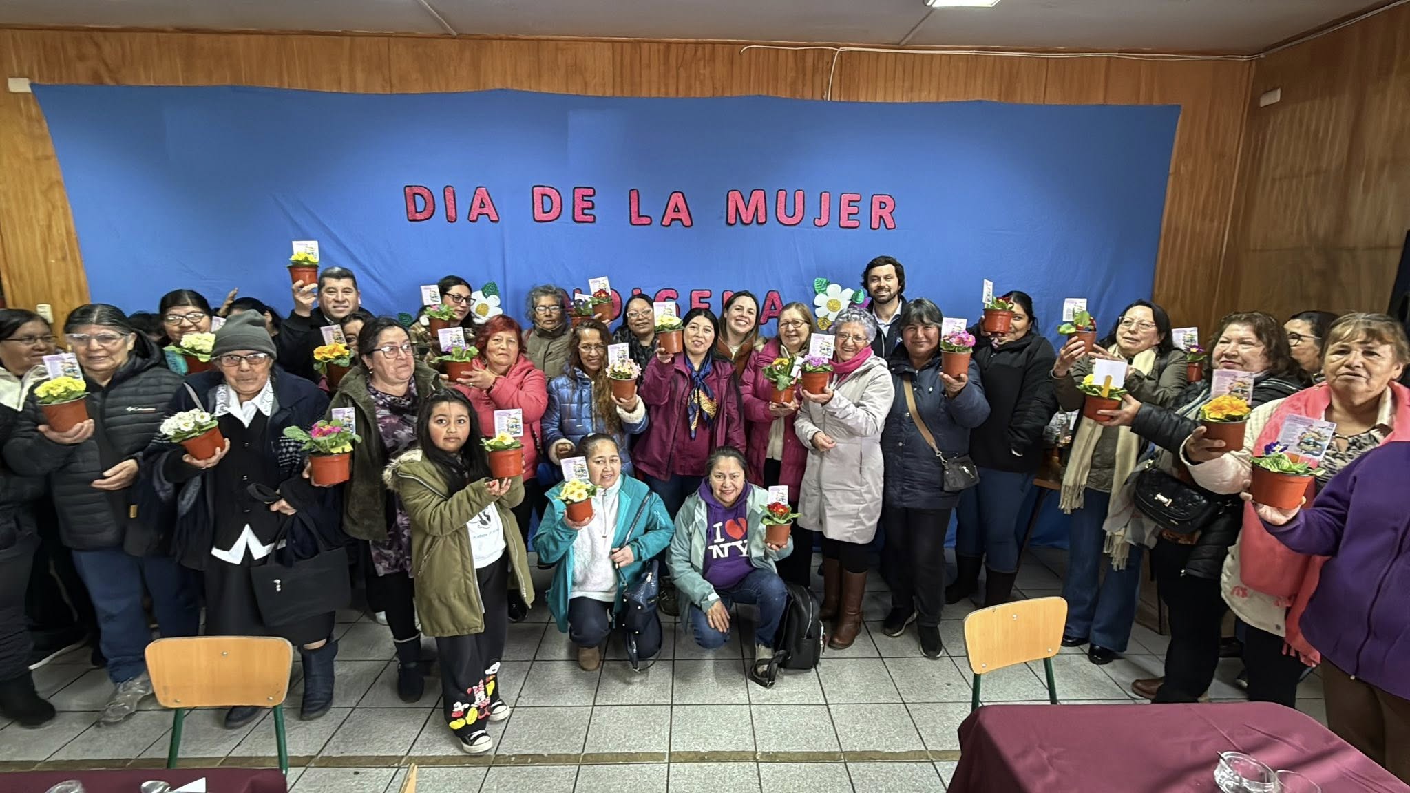 Curaco de Vélez conmemoró el Día Internacional de la Mujer Indígena