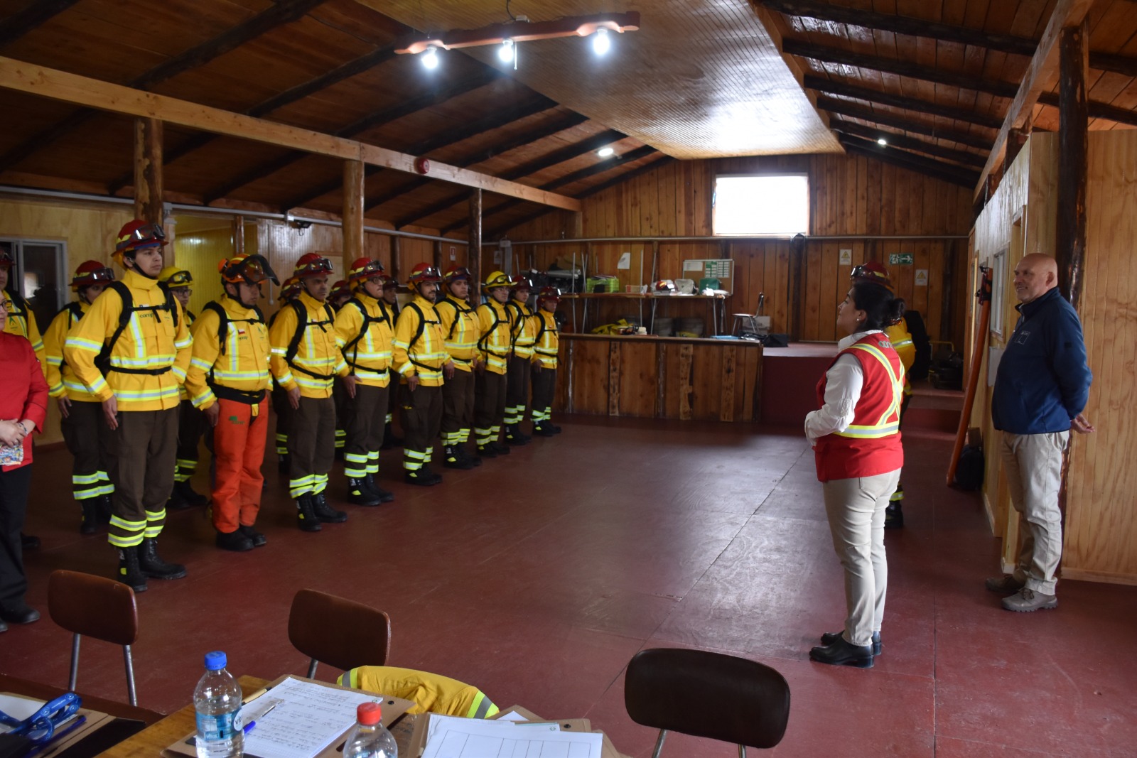 Autoridades refuerzan preparación para enfrentar la temporada de incendios forestales en Chiloé