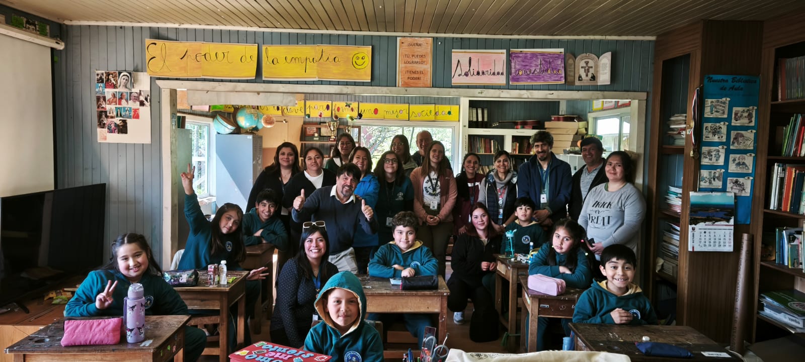Proyecto islas del saber recorre escuelas de Chiloé