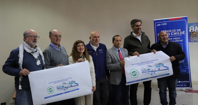 Autoridades destacan firma de contrato para la reposición de ambulancias marítimas para las comunas de Quinchao y Quellón