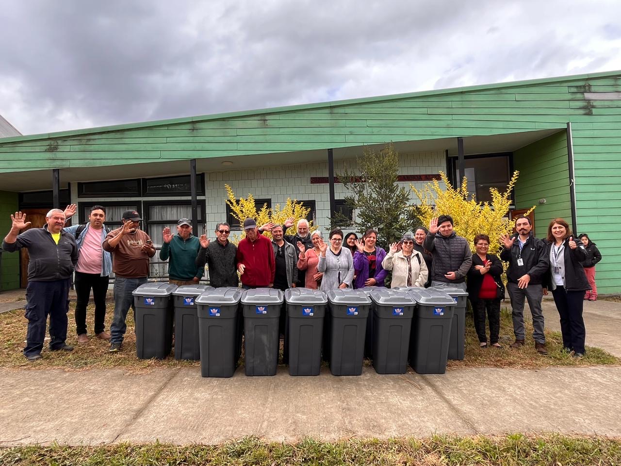 Saesa impulsa soluciones para microbasurales en Gamboa Alto y gestión operativa de Bomberos en Ancud