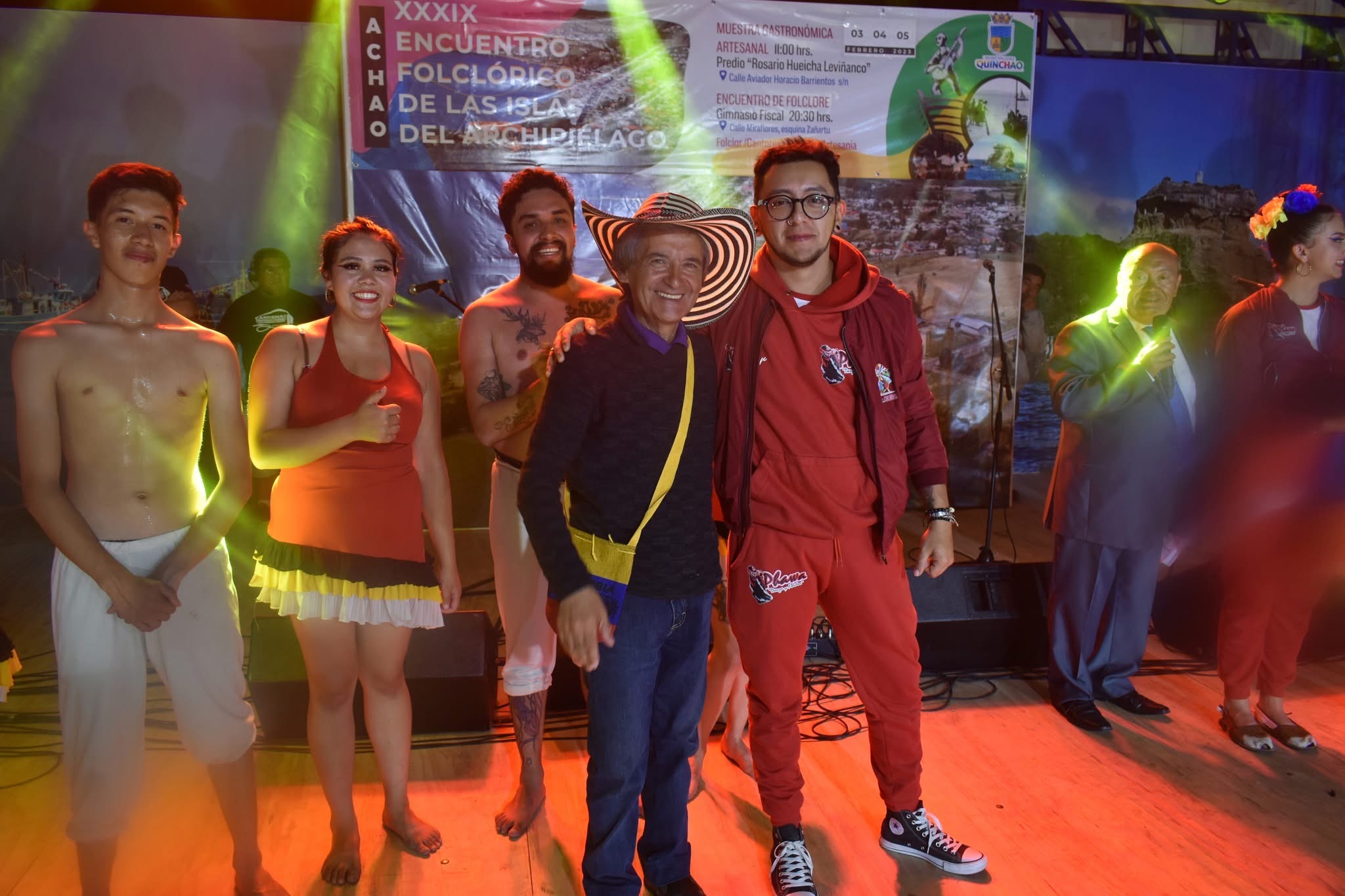 Encuentro folclórico de las islas del archipiélago celebra 42 años difundiendo el patrimonio cultural en Quinchao