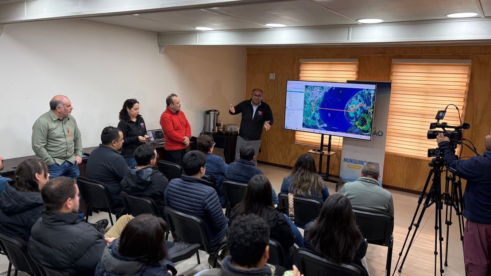 Presentan estudio de factibilidad para el futuro Puente Dalcahue