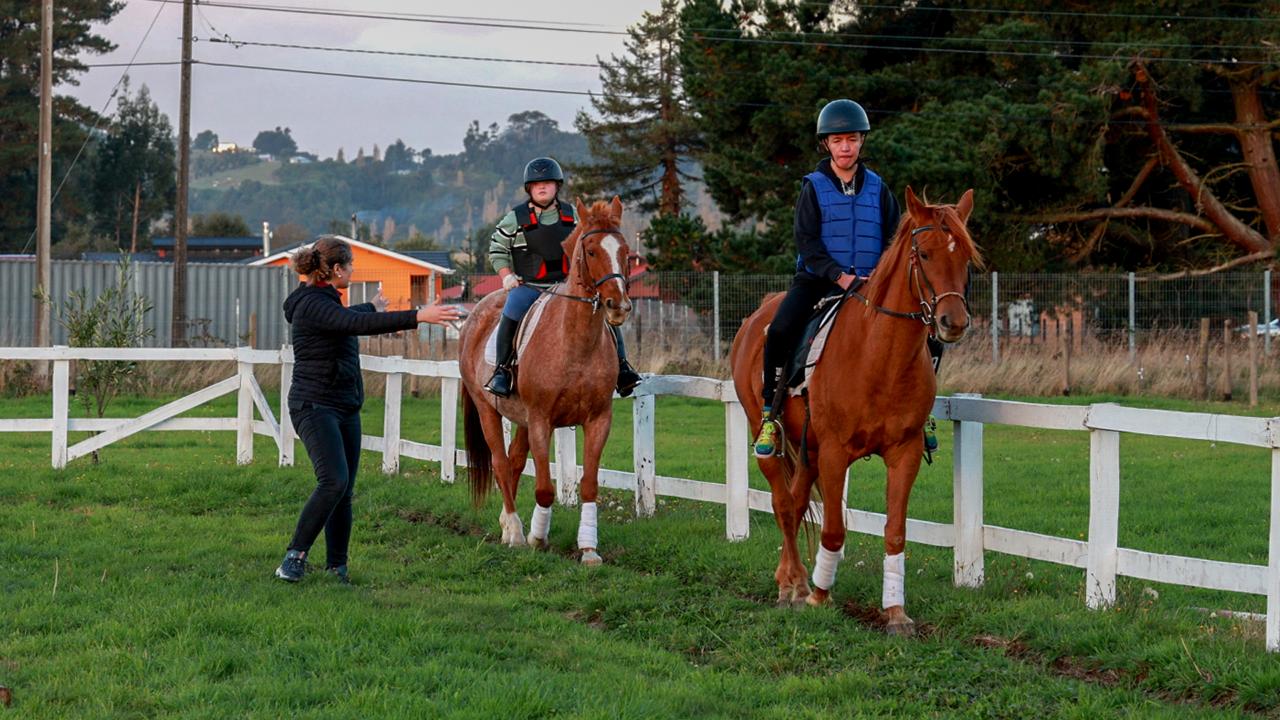 Club de Equitación Chiloé impulsa a deportistas en situación de discapacidad hacia las Olimpiadas Especiales 2027