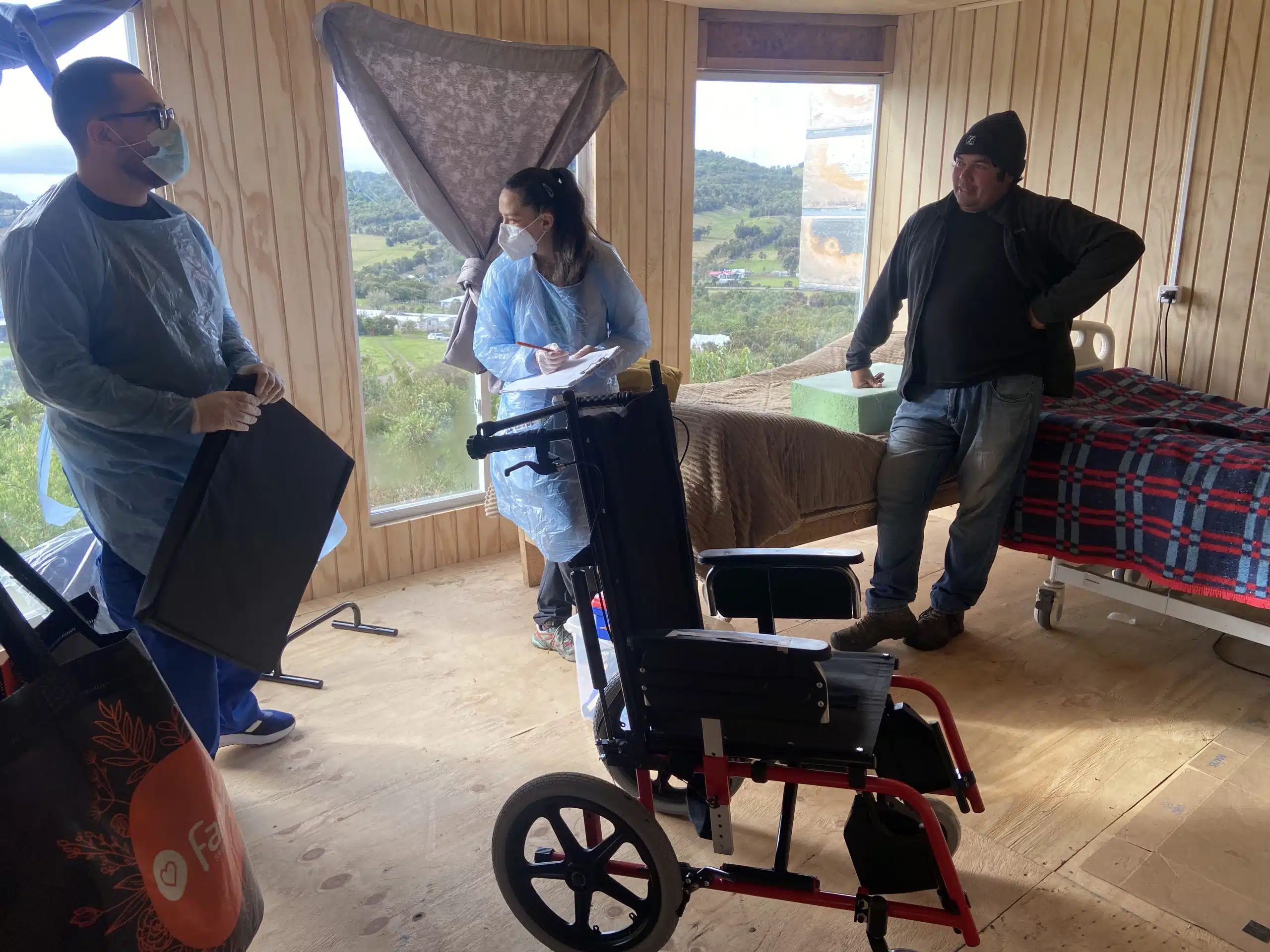 Ronda médica de Teletón Puerto Montt acercó atenciones a pacientes de Chiloé