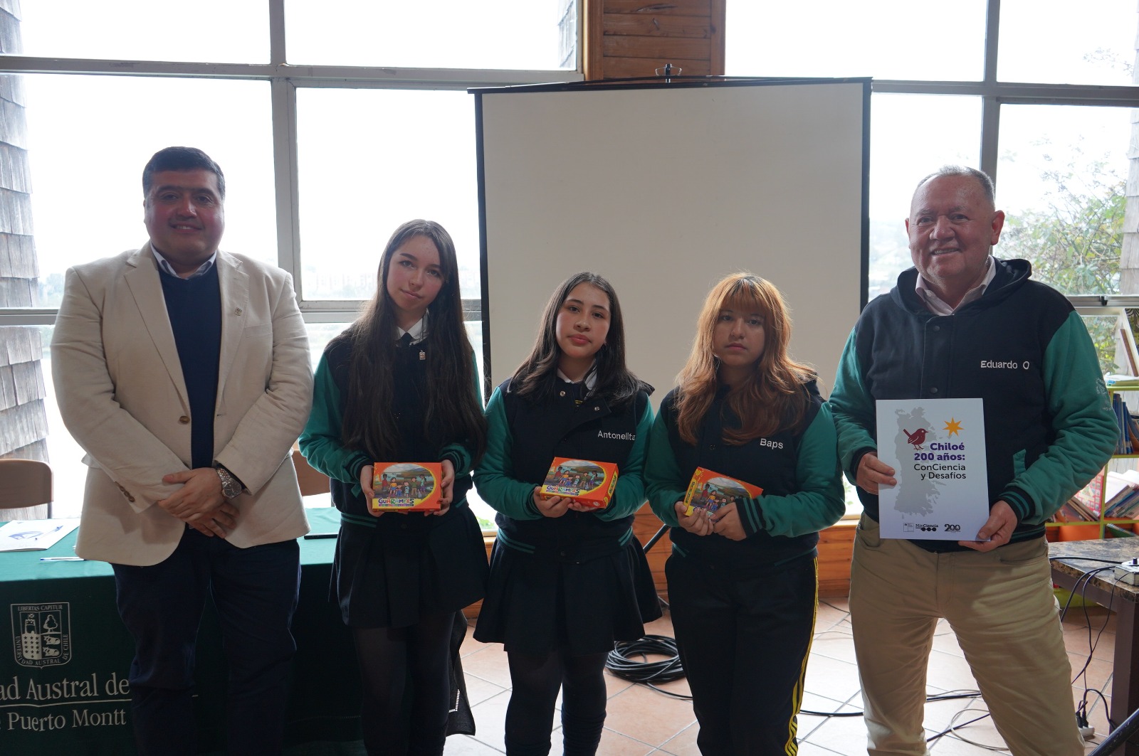 SLEP Chiloé selló alianza con Universidad Austral de Chile sede Puerto Montt.