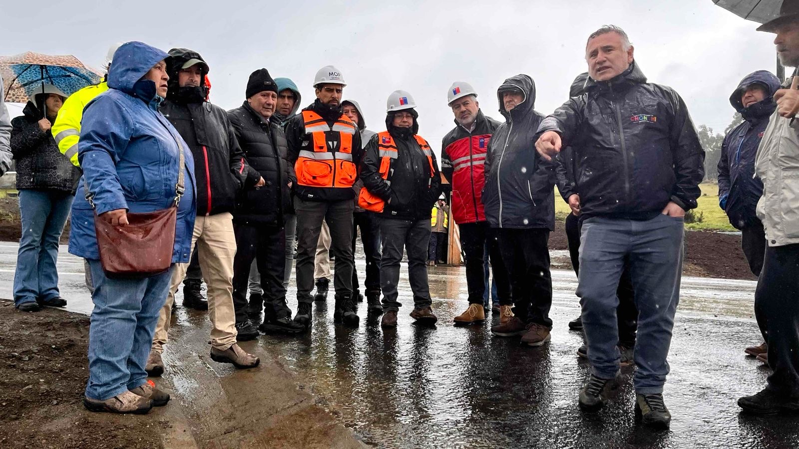 MOP Los Lagos confirma mesa de trabajo mensual con vecinos de Chonchi para abordar medidas de seguridad en el bypass