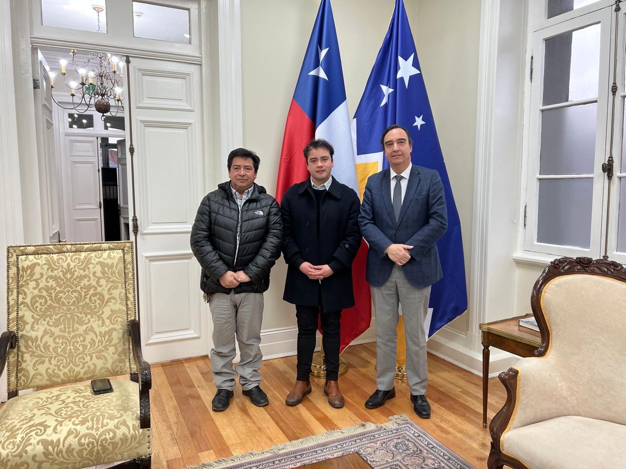 Corporación Cultural Chiloé y Centro Hijos de Chiloé fortalecen agenda de cooperación con el Gobierno Regional de Magallanes